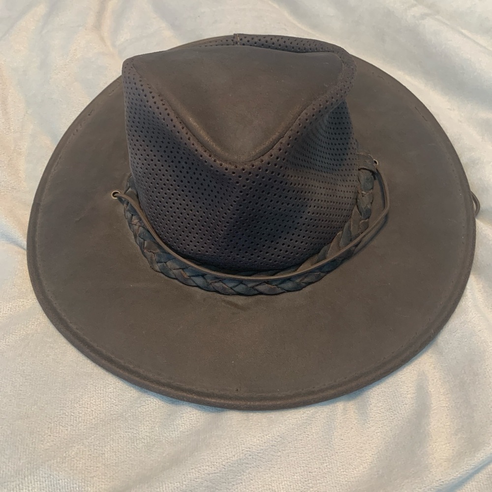 Minnetonka smoky brown the fold up hat air flow size L braided rim perforated